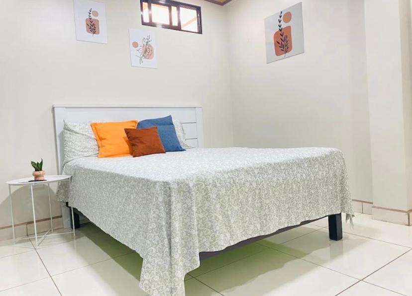 Orange Apartment 5 Min Aeropuerto Juan Santamaria Alajuela Luaran gambar